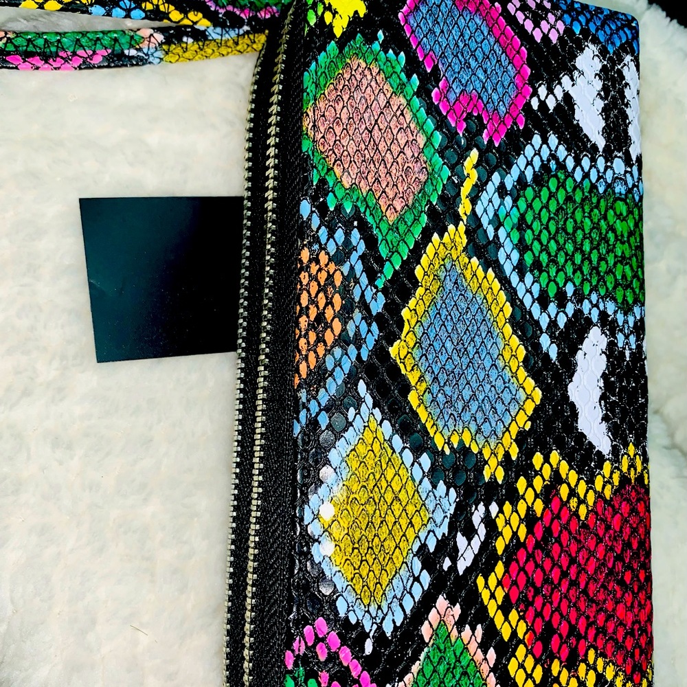 🌈🔥 Rainbow Snakeskin wallet 📌SOLD📌